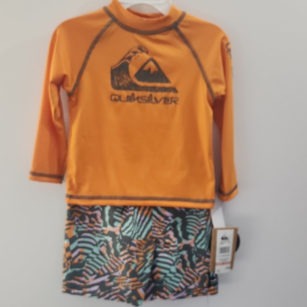 2T Quiksilver Kids Boys Orange Rashguard Set